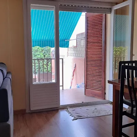 Con Piscina Y Bonita Terraza