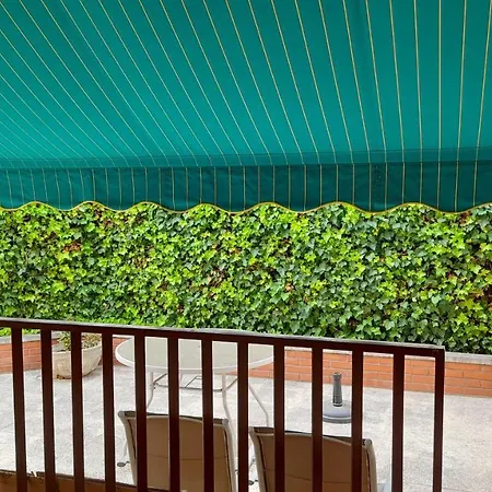 Con Piscina Y Bonita Terraza